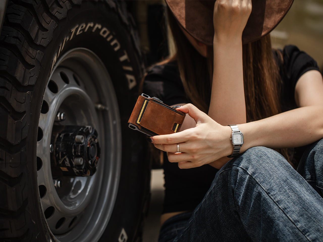 What Makes a Tactical Wallet Actually Useful?