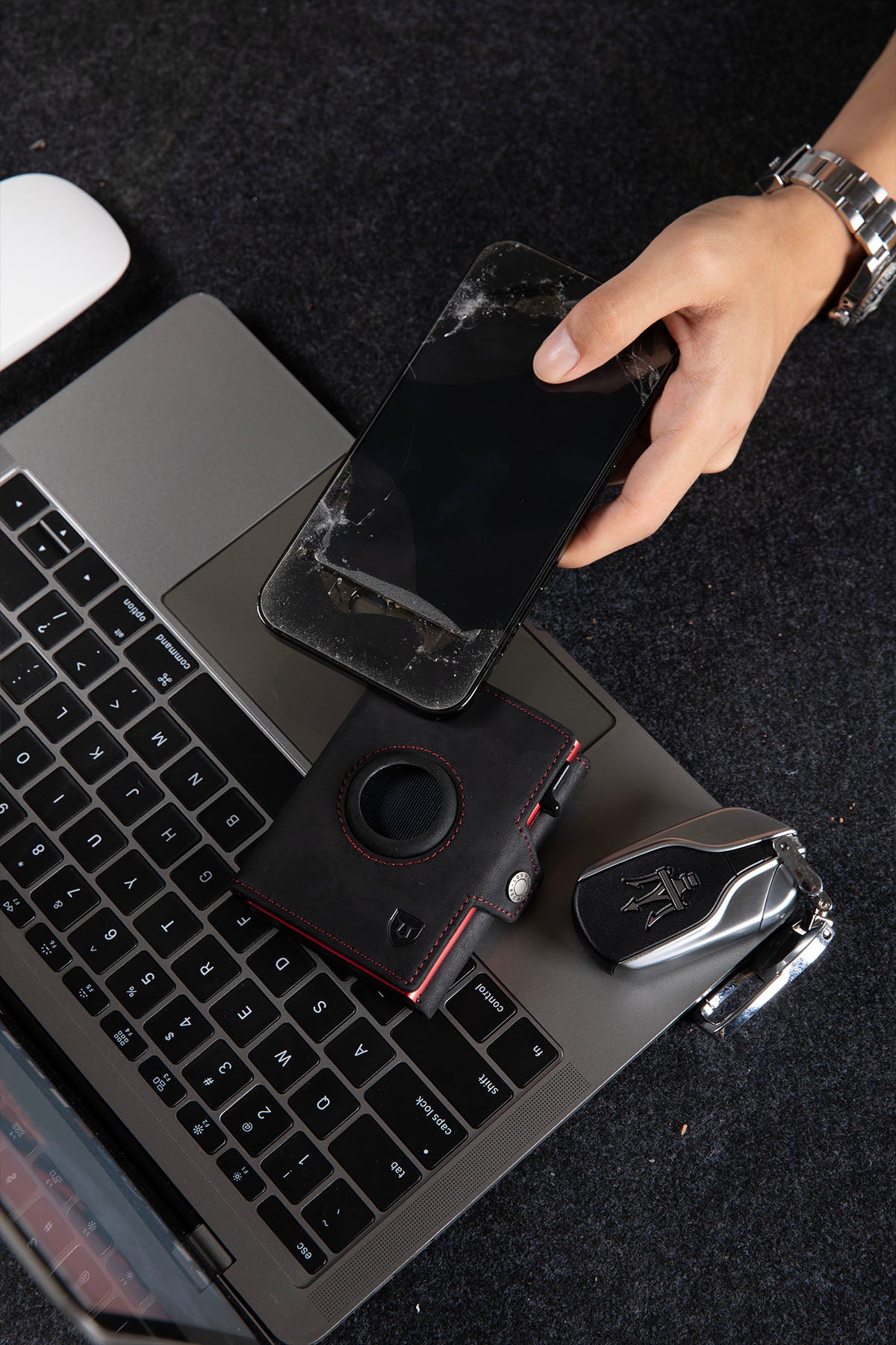 LORZOR Pop-up Wallet for Airtag BN2
